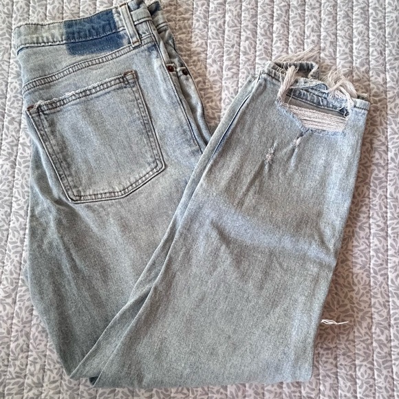 Abercrombie & Fitch Denim - Abercrombie & Fitch women’s jeans THE MOM HIGH RISE size 29/8R light rinse